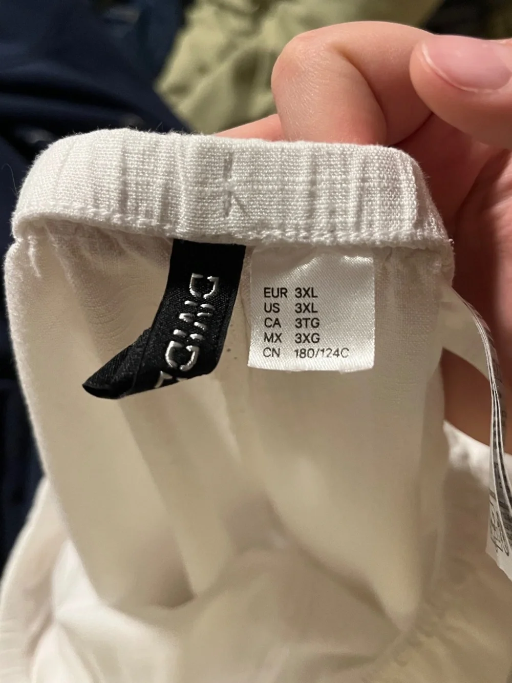 Linen pants - Picture 3 of 3